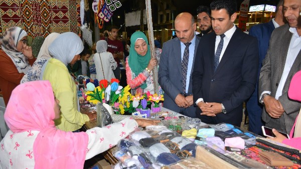 خلال تفقد نائب محافظ مطروح  معرض كنوز 