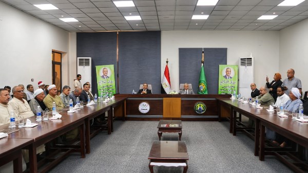 محافظ الإسماعيلية يشهد الاحتفال بعيد الفلاح الثالث والسبعين بالقرية الأولمبية