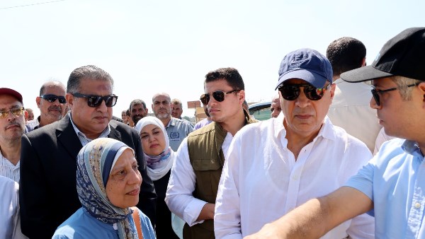 خلال الجولة 