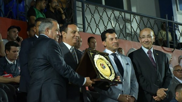 وزير الشباب  يكرم رموز اتحاد الشركات الراحلين و عدد من رؤوساء الشركات 