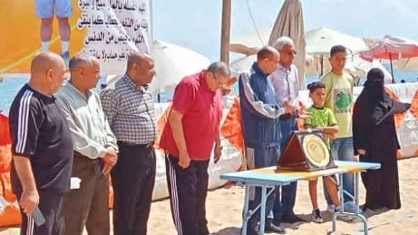 في لفتة إنسانية  اتحاد الشركات ينعي لاعب الطائرة الشاطئية ويكرم أسرته