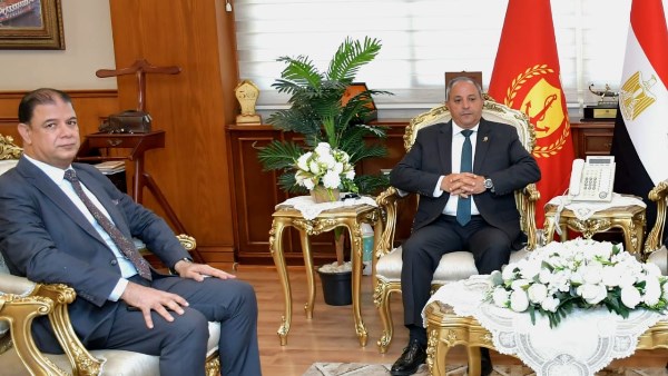 محافظ بورسعيد يجدد الثقة في ممدوح التابعي مديرًا عامًا لمكتبة مصر العامة