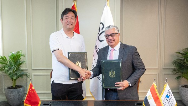 جمال الدين: نتخذ خطواتٍ حثيثة لتوطين وتعميق الصناعة بمنطقة القنطرة غرب 