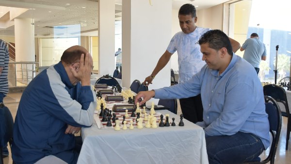 بمشاركة رئيس الاتحاد  وديات بأولمبياد الشركات في الشطرنج والبادل