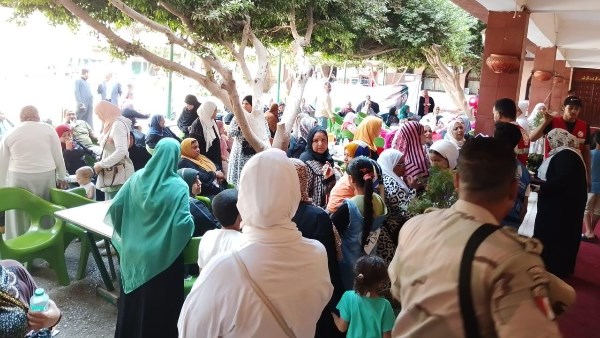 جانب من القافلة 