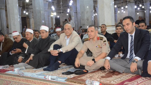 محافظ الغربية يشهد الاحتفال بالمولد النبوي الشريف من رحاب المسجد الأحمدي بطنطا