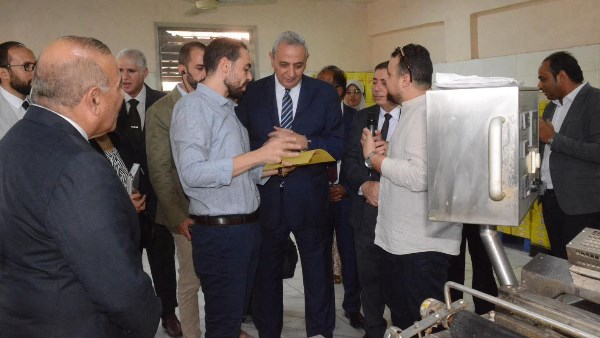 محافظ الغربية 