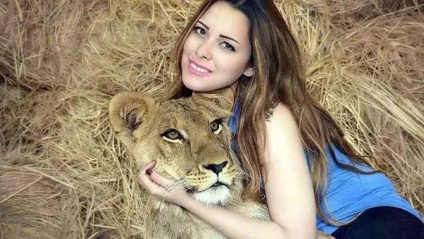 انوسه كوته مدربة السيرك 