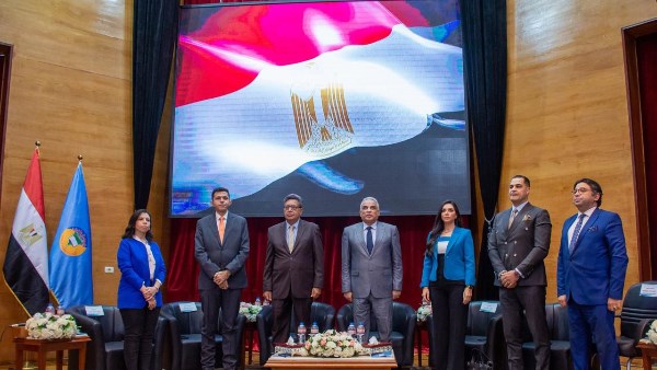 رئيس جامعة طنطا يفتتح فعاليات ندوة «التحديات النفسية في الحياة الجامعية» | صور