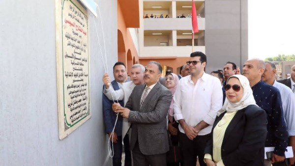 بتكلفة 80 مليون جنيه...محافظ الشرقية يفتتح عدداً من مدارس مدينة بلبيس
