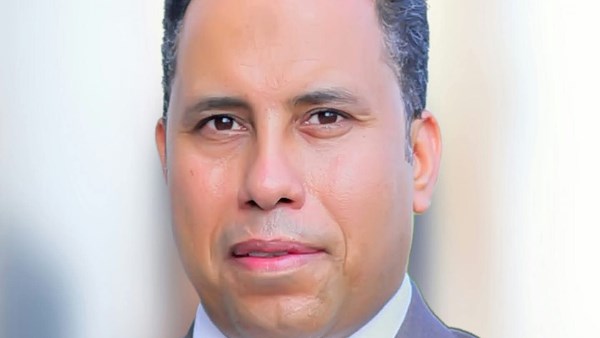 أ.د أحمد زينة