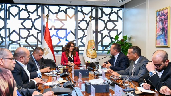 اجتماع وزيرة التنمية المحلية 