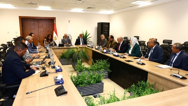 اجتماع وزيرا التنمية المحلية والري
