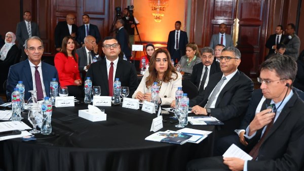 وزيرة التنمية المحلية 