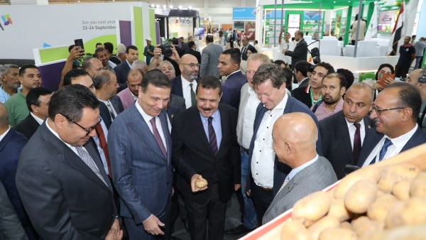 وزير الزراعة