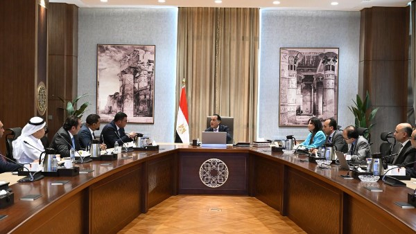 لقاء اليوم 