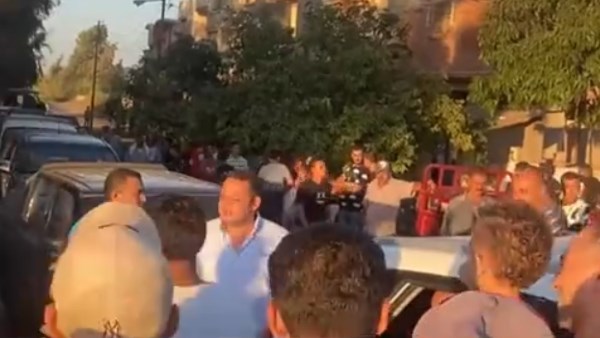 هتافات بالشوارع وزغاريد في الشرفات.. الفرحة تعم قرية بالدقهلية بعد القضاء على بؤرة منية النصر