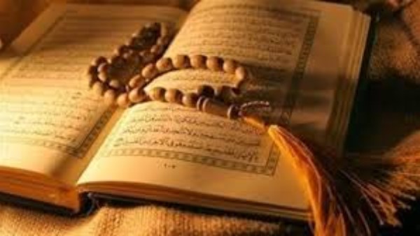 حكم تشغيل القرآن لأوقات طويلة 