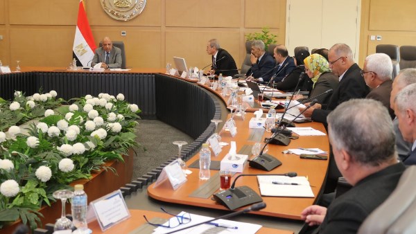 وزير الكهرباء يتابع مستجدات تنفيذ خطة الصيانة وكفاءة التشغيل ودعم وتطوير الشبكة الموحدة