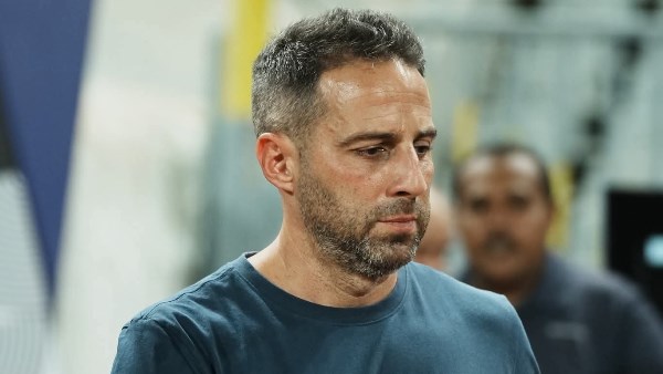 فيريرا يرفض المعسكر المبكر.. ويكتفي بـ24 ساعة قبل القمة أمام الأهلي