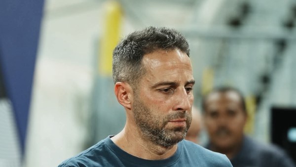 جلسة مرتقبة بين إدوارد وفيريرا لحسم أسباب تراجع الزمالك