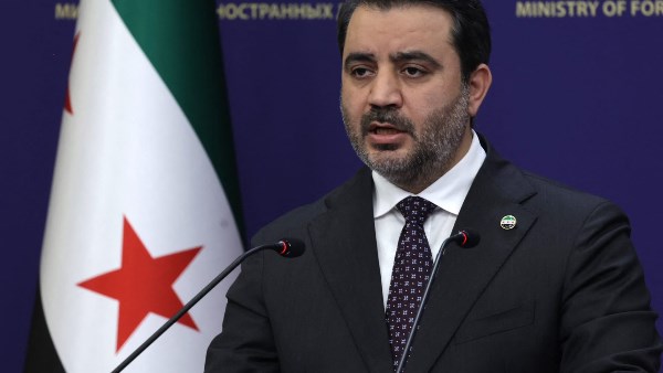 سوريا والأمم المتحدة تبحثان آخر التطورات في المنطقة