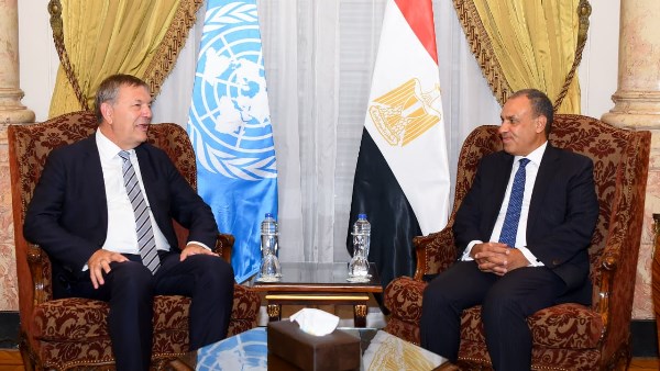 وزير الخارجية يستقبل فيليب لارزيني 