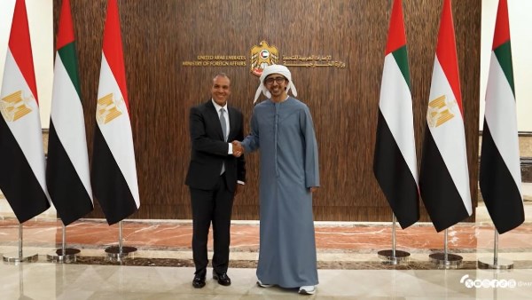 وزير الخارجية يلتقي نظيره الاماراتي في ابوظبى