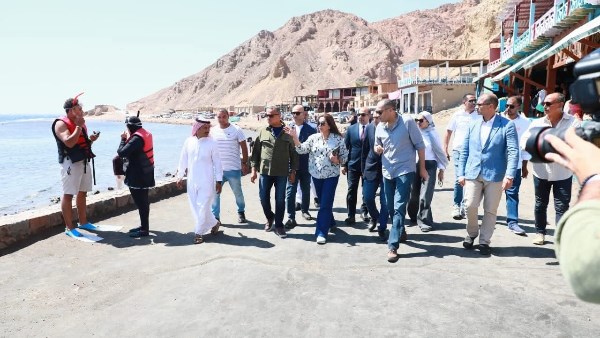 وزيرة التنمية المحلية ومحافظ جنوب سيناء 