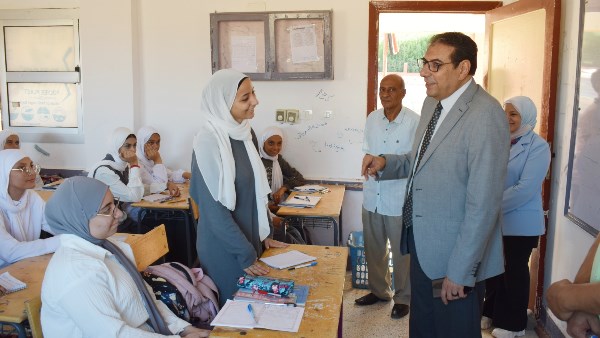 جولة مدير مديرية التربية والتعليم بجنوب سيناء 