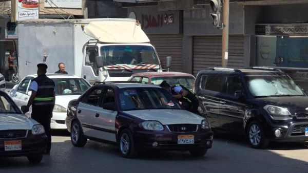 الدقهلية.. حملات مرورية لضبط التاكسيات والسرفيس المخالفين بالمنصورة