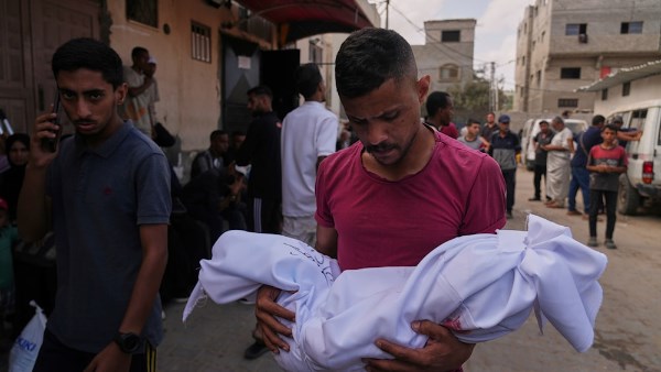 غزة شهداء ودمار ومآسي