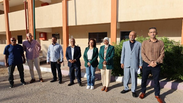 نائب محافظ البحر الأحمر تشهد الطابور الصباحي بعدد من مدارس الغردقة