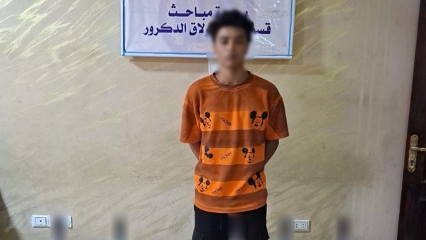 القبض على شخص يتاجر فى الأسلحة البيضاء بالجيزة