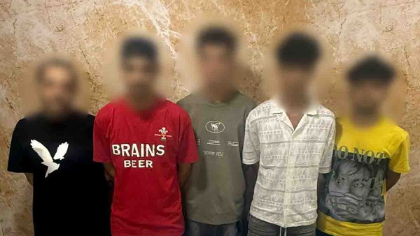 المتهمين