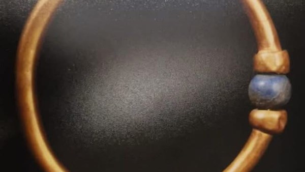 سوار الملك بسوسنس الأول