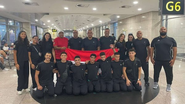 منتخب السباحة بالزعانف 