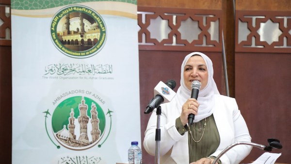 إلهام شاهين: مشروع تدريب الوعاظ والواعظات على لغة الإشارة يستهدف رفع معاناة هذه الفئة من غياب التواصل الديني الصحيح