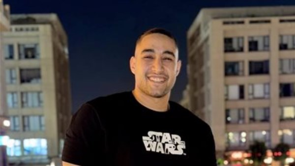 البلوجر ادهم سنجر 