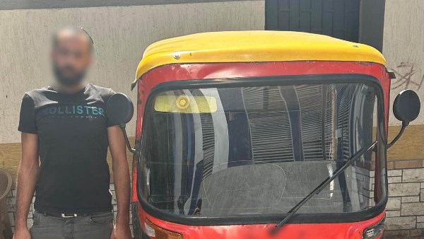 مشي عكس وتعدى على مواطن بالضرب.. القبض على سائق توك توك بالإسكندرية