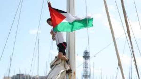 الأسطول الإنساني
