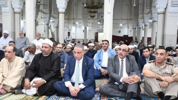 محافظ الفيوم يشهد احتفال "الأوقاف" بالمولد النبوي الشريف