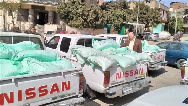 محافظ أسيوط: ضبط 7263 سلعة تموينية مدعمة قبل بيعها في السوق السوداء