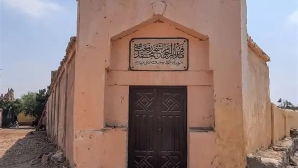 محافظة القاهرة: مقبرة الشيخ محمد رفعت قائمة ولن يتم المساس بها