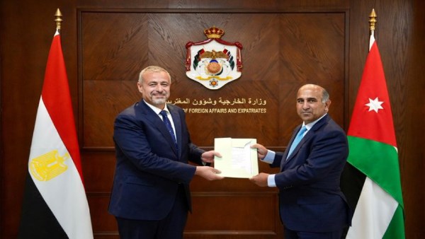 الأردن يتسلم أوراق اعتماد السفير المصري الجديد خالد الأبيض
