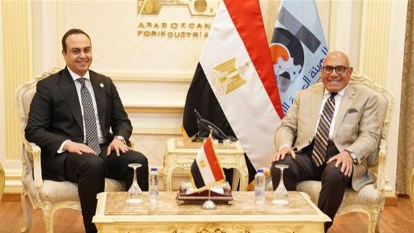 رئيس هيئة الرعاية الصحية ورئيس الهيئة العربية للتصنيع يبحثان سبل تعزيز التعاون الاستراتيجي المشترك