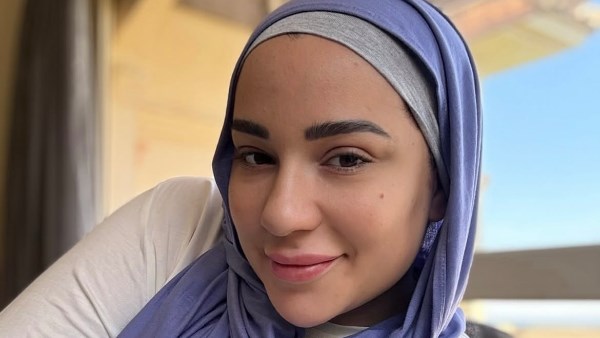 اسما شريف منير