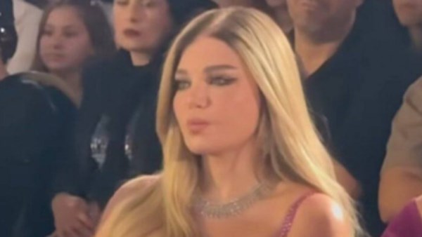 ملكة جمال مصر.. الإعلامية ياسمين الخطيب تتعرض لموقف محرج وتثير الجدل| تفاصيل