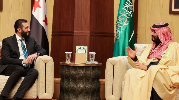 ولي العهد السعودي يلتقي الرئيس السوري