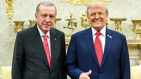 ترامب يسخر من أردوغان